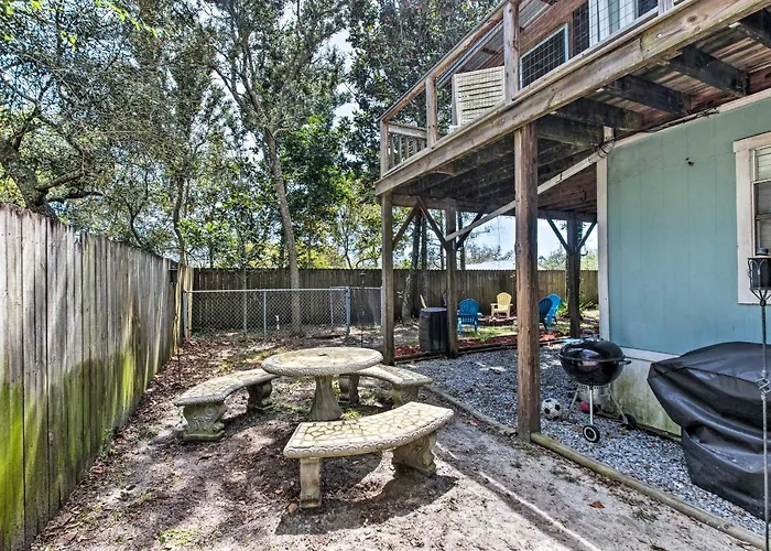 Holiday home About 3 Mi To Perdido Key Beach! Pensacola